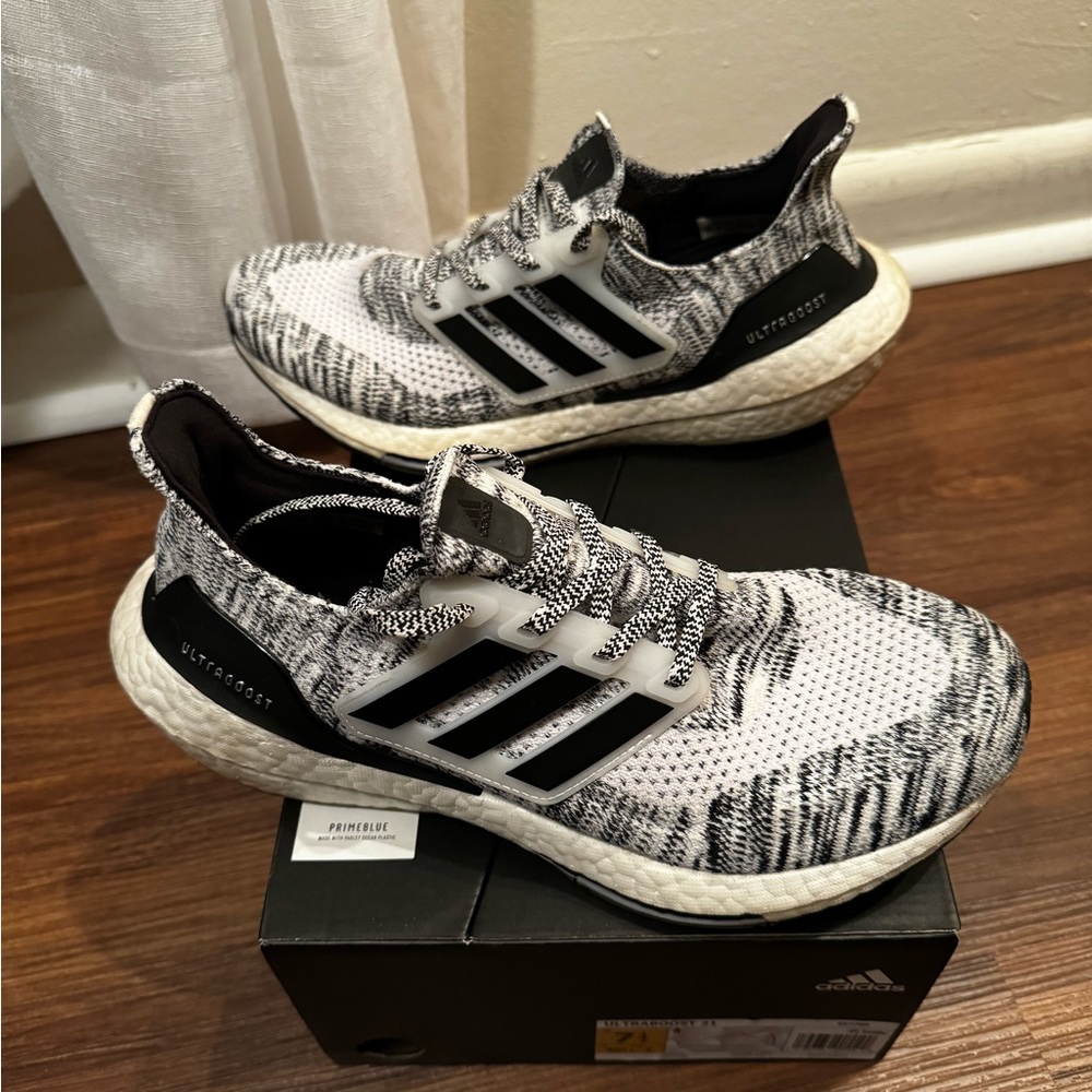 Adidas Ultra Boost 21 White Black (7.5M)
